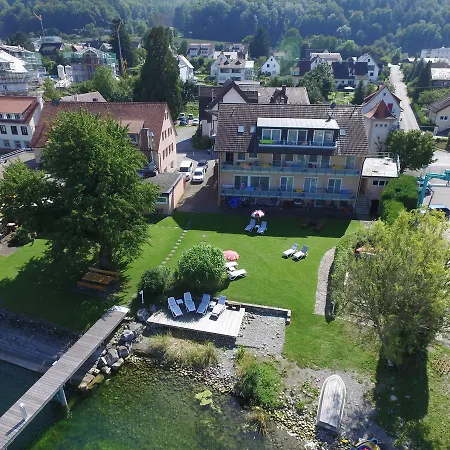 Café Hasler Hotel *